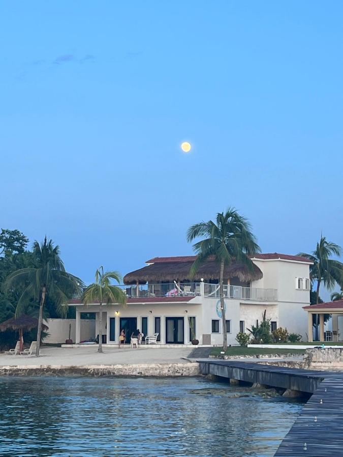 The Queen Of Cozumel Beach House -Luxury Beachfront Villa- Million Dollars View Exteriör bild