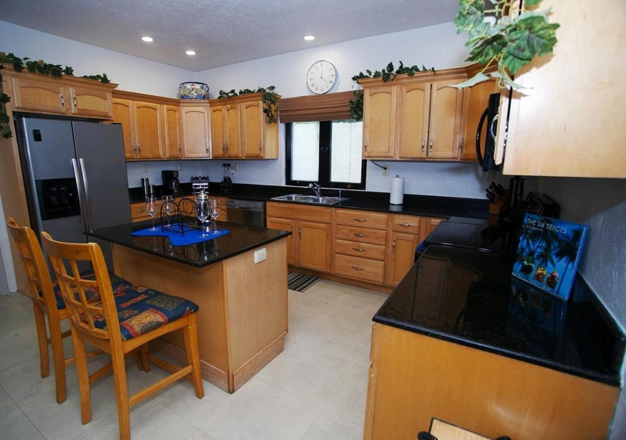 The Queen Of Cozumel Beach House -Luxury Beachfront Villa- Million Dollars View Exteriör bild